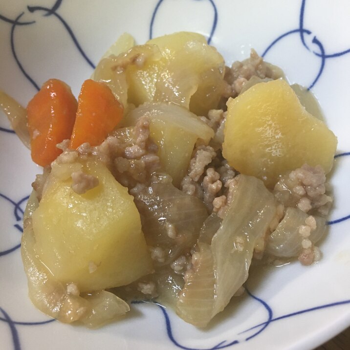 豚挽肉の肉じゃが